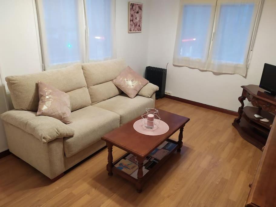 Piso Gijon Centro Leilighet Eksteriør bilde
