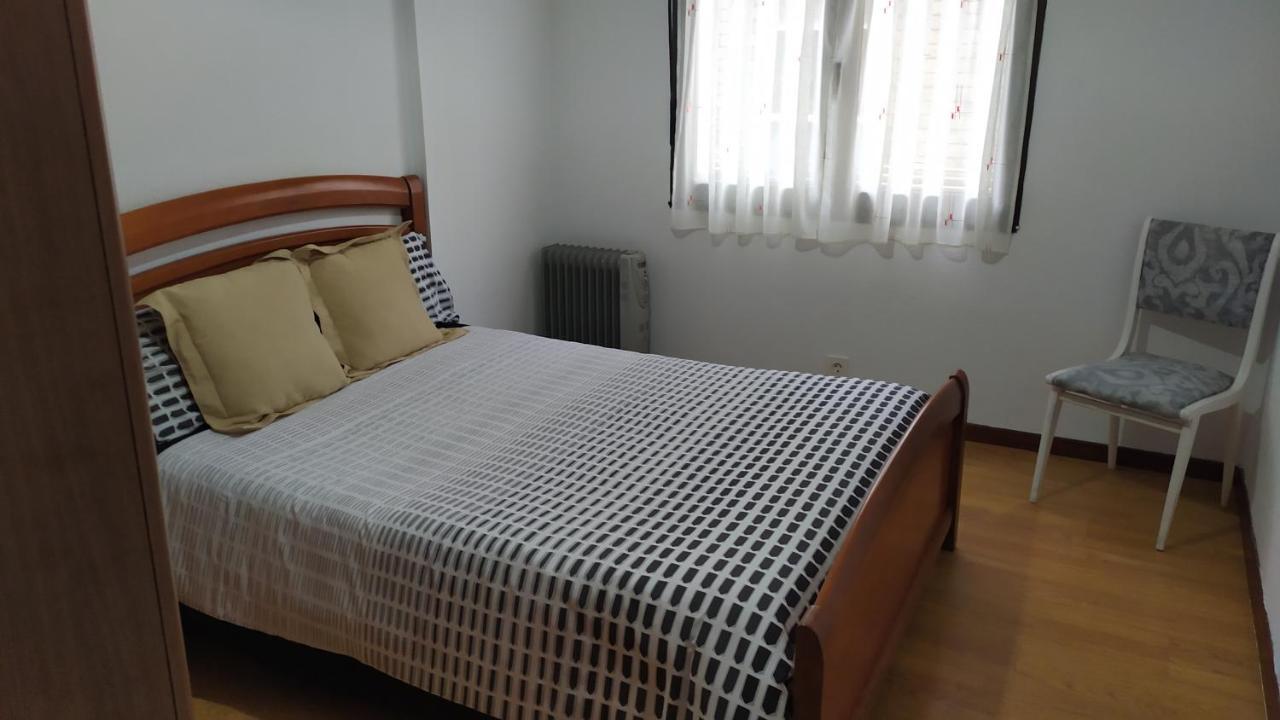 Piso Gijon Centro Leilighet Eksteriør bilde